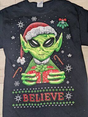 Vintage Fruit of the Loom Christmas Alien UFO Outer Space T Shirt M